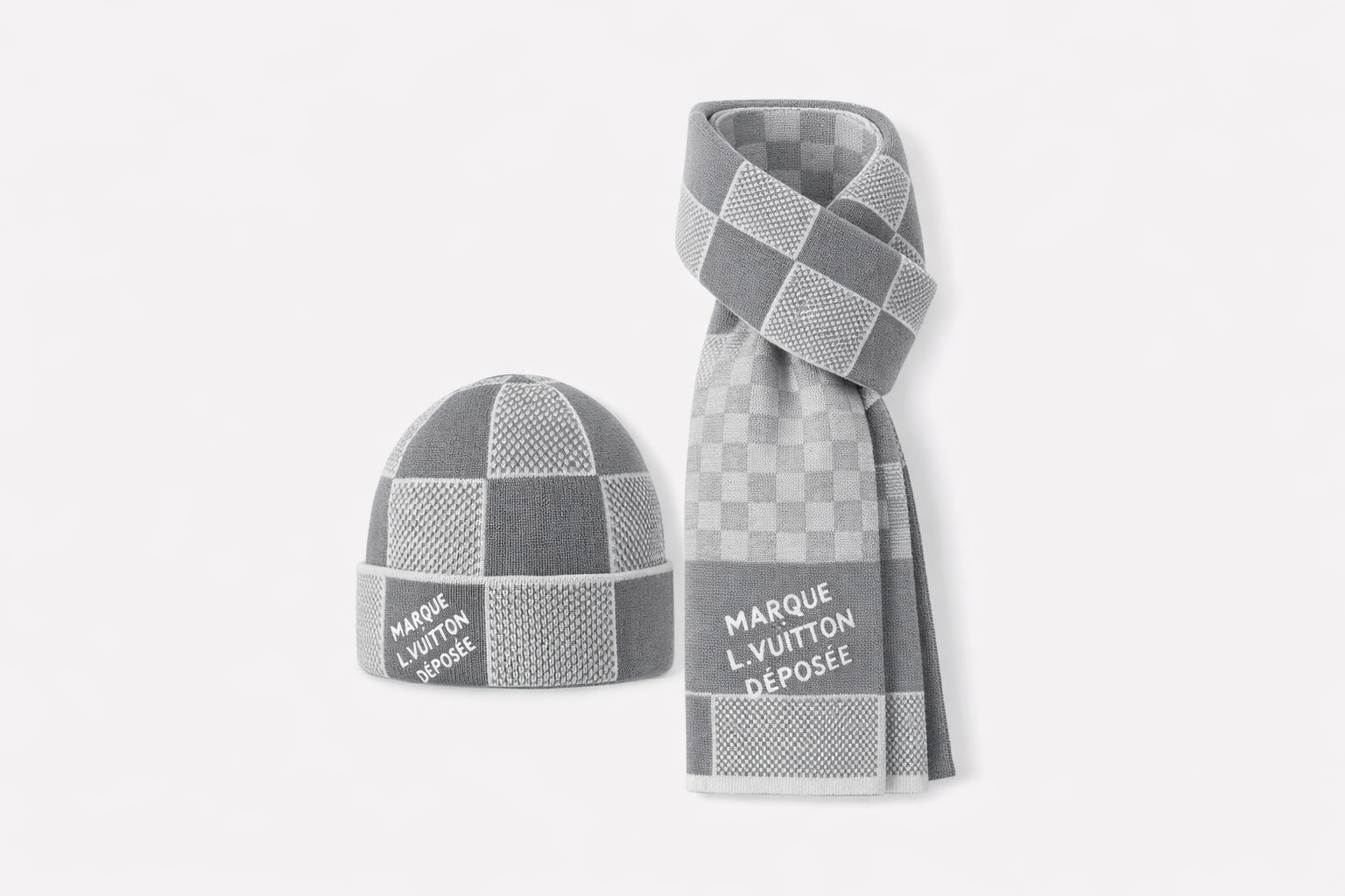 Bonnet et écharpe LV déposée gris